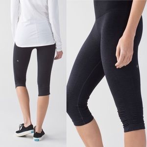 Lululemon In The Flow Crop II Heathered Leggings Size 4